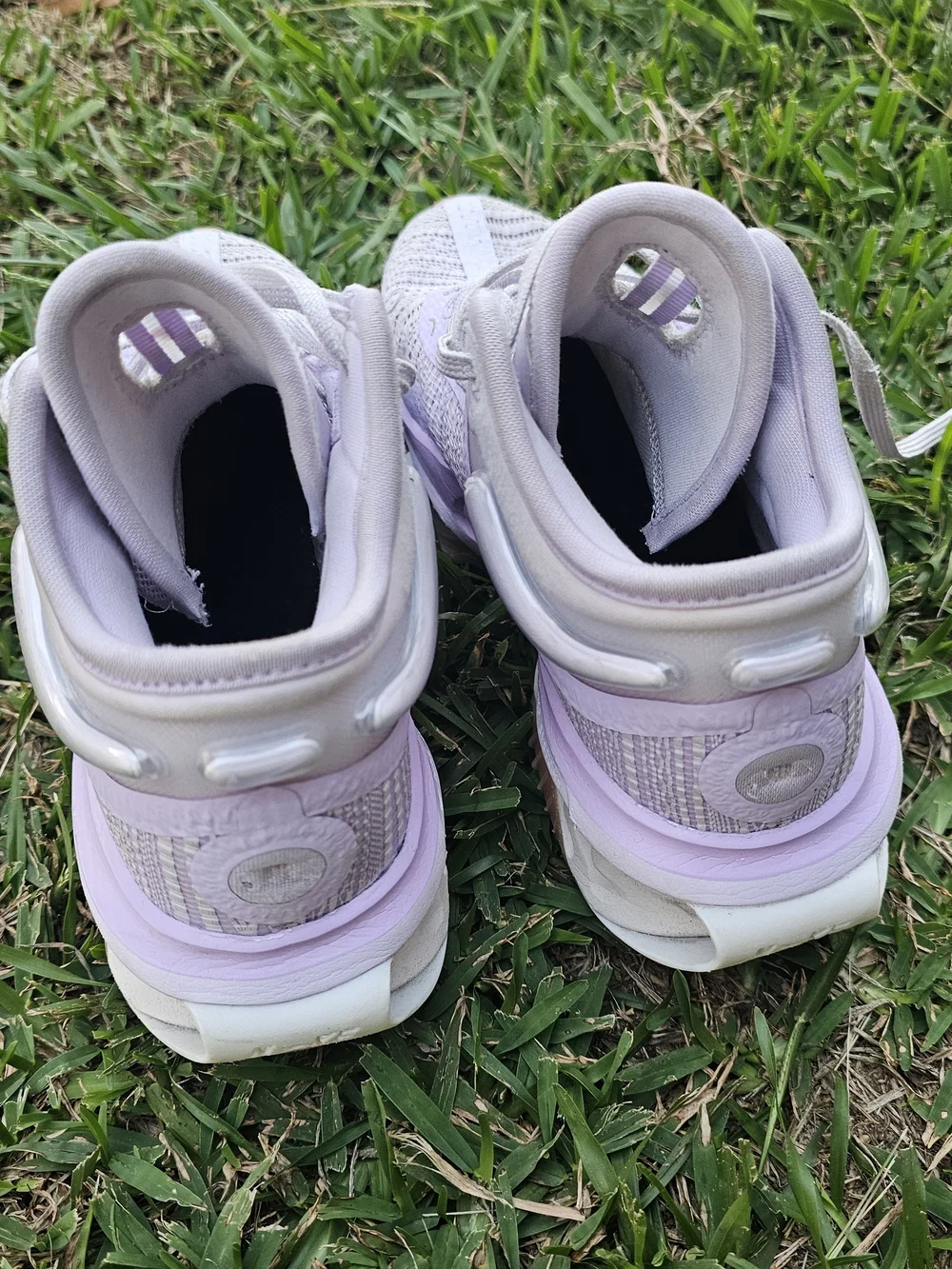 Nike Women’s Lilac and White Basketball Sneakers